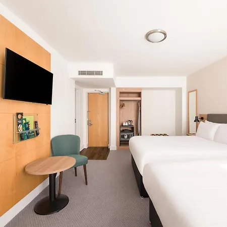 By Ihg Hotel 4*